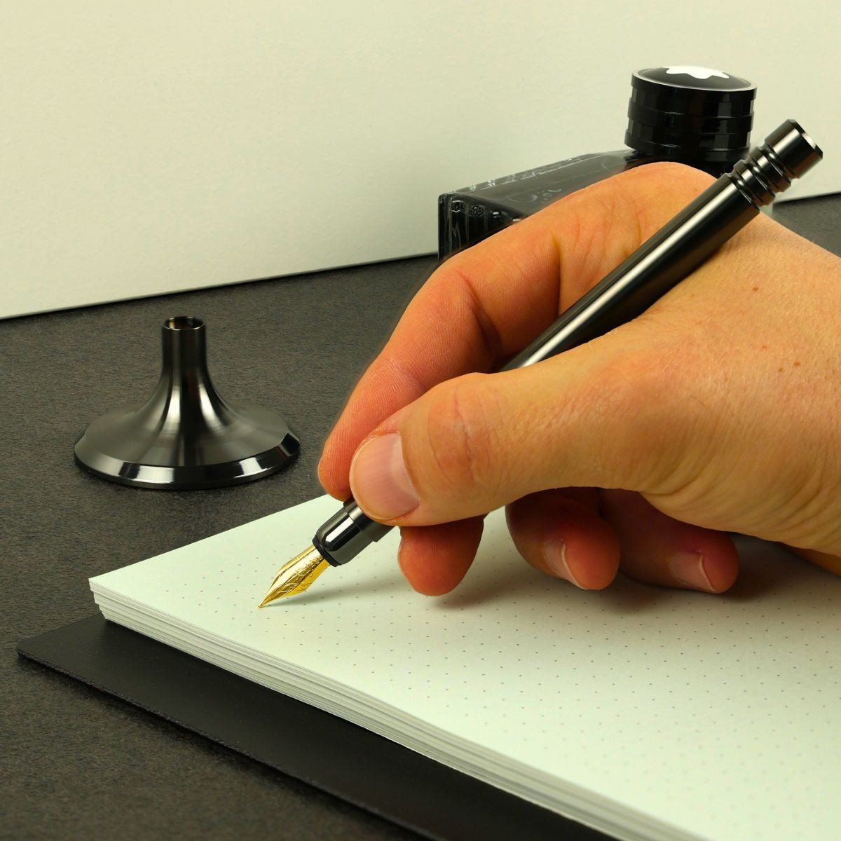 Füllfederhalter V4INK in DLC- Anthrazit