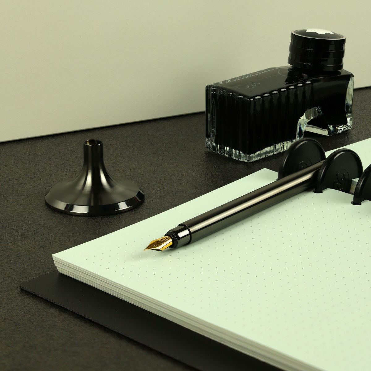 Füllfederhalter V4INK in DLC- Anthrazit