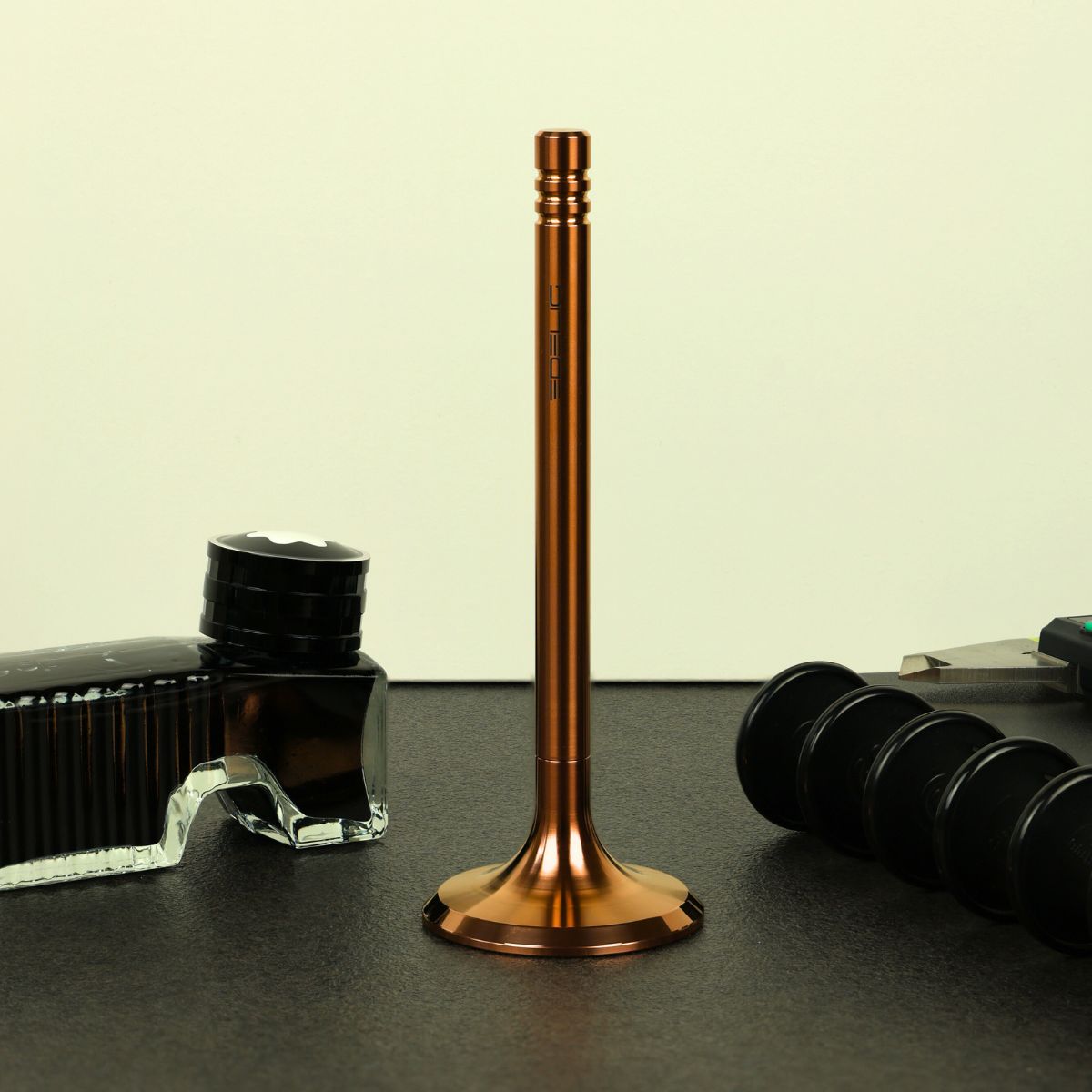 Füllfederhalter V4INK in PVD- Kupfer